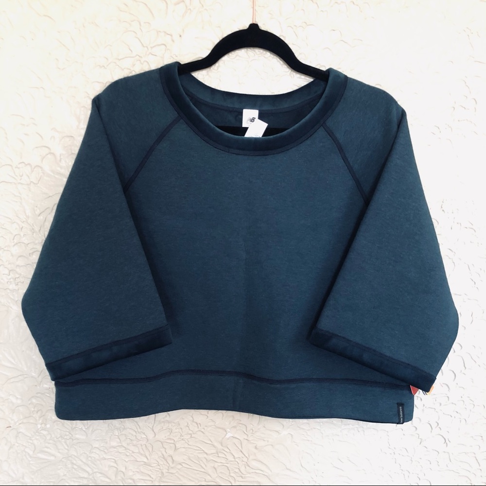 New Balance Women’s Reversible Crew